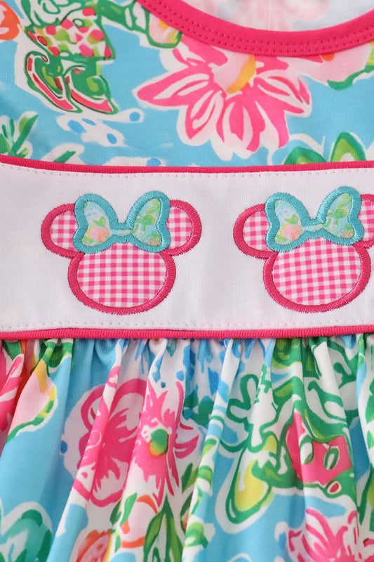 Green floral character applique pants set