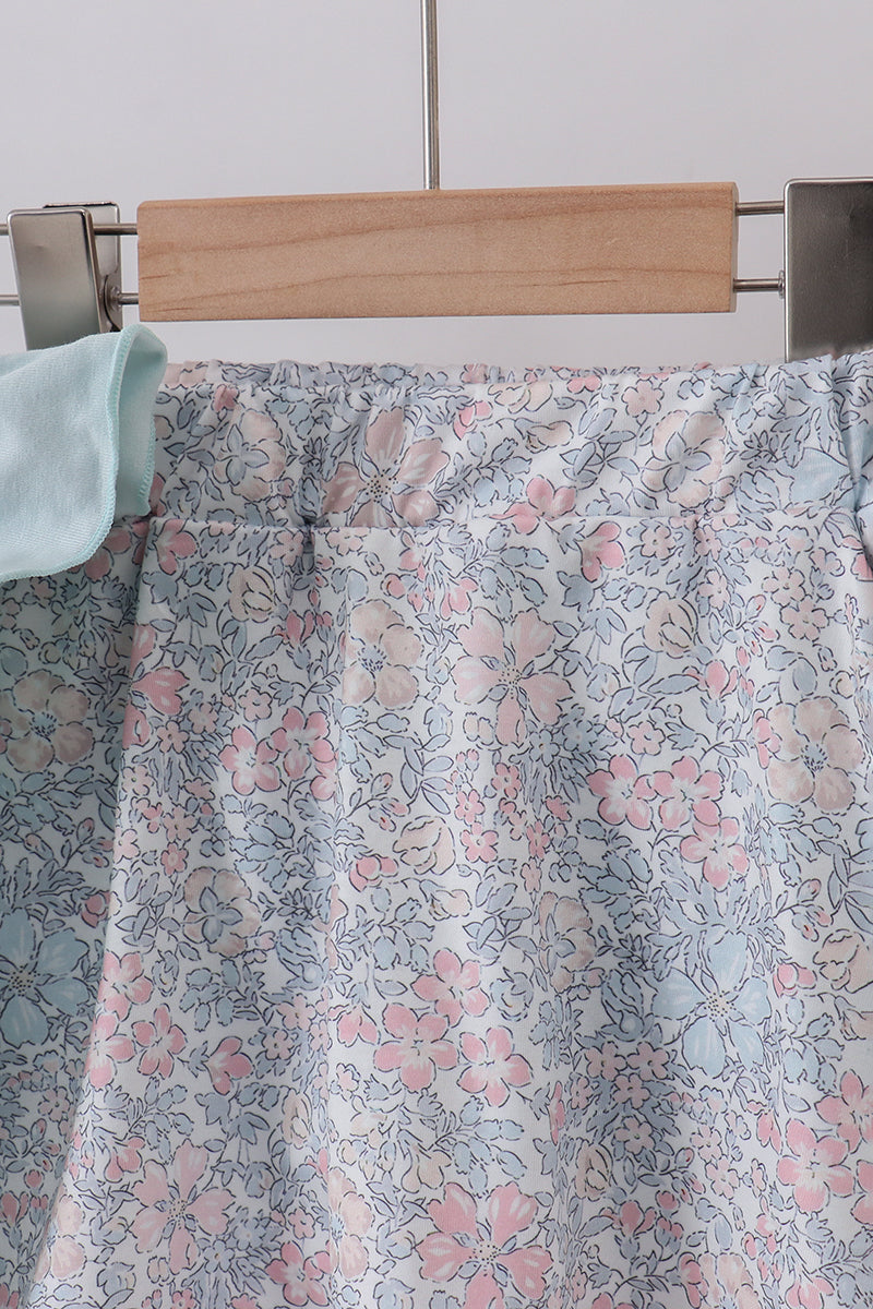 Blue floral bunny applique ruffle skorts set