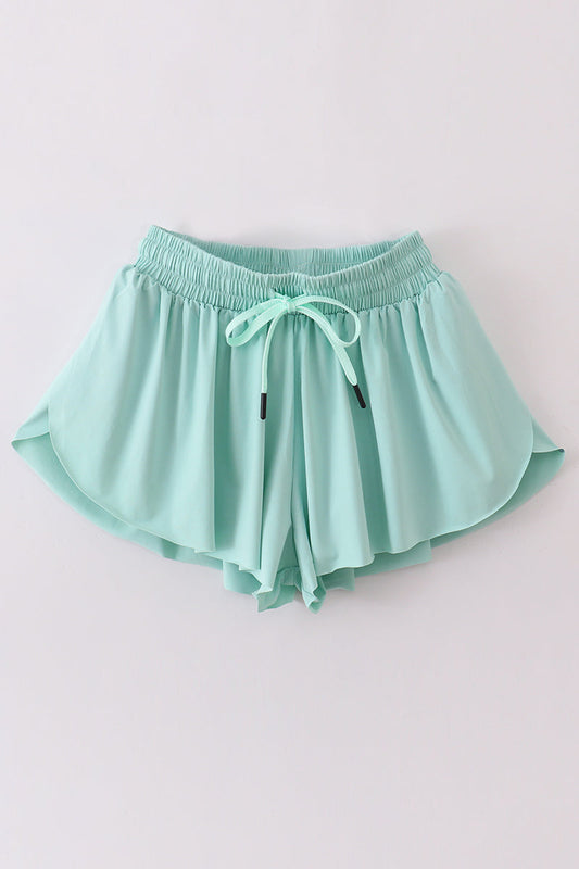 Mint woman sports shorts