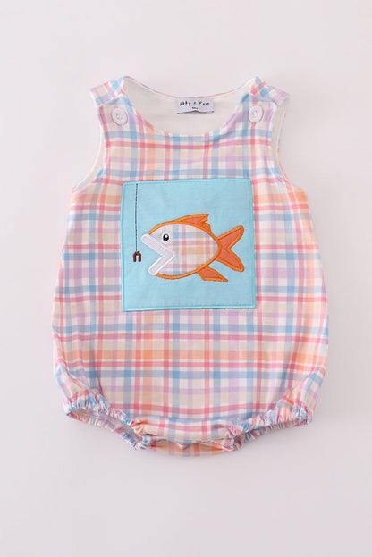 Blue plaid fish embroidery bubble