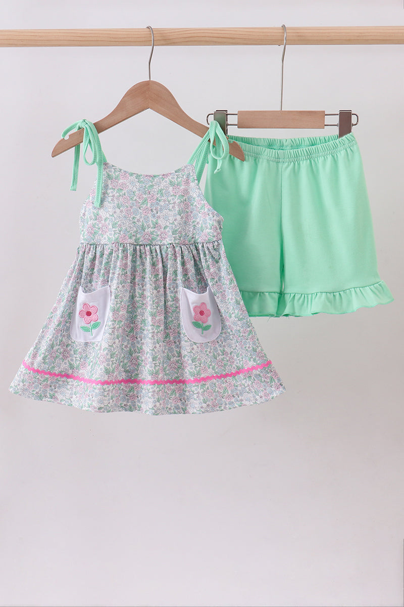 Green floral print ruffle shorts set
